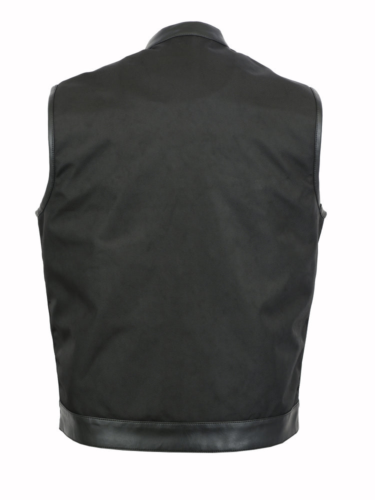 Concealed Snap Closure, Textile Material, Scoop Collar & Hidden